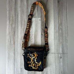 Harry Potter Crossbody Hufflepuff Keeper Bag Black Gold Wizard Nylon